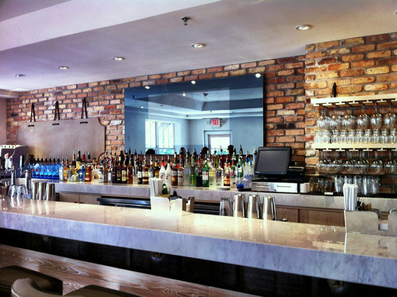 Blue Moon Hotel Miami Bar 2